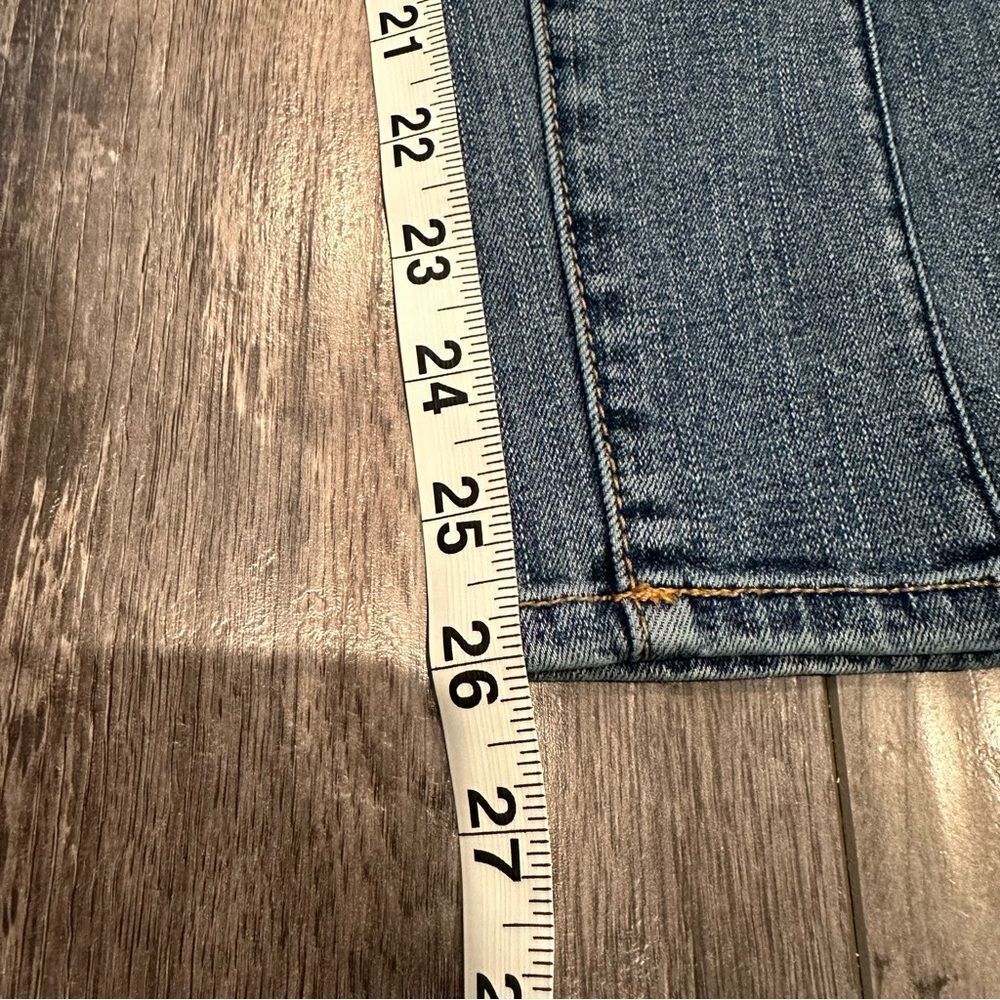 AEO Medium Wash Jeggings With Zippered Pockets and Moto Seaming Size 4 - Picture 7 of 11